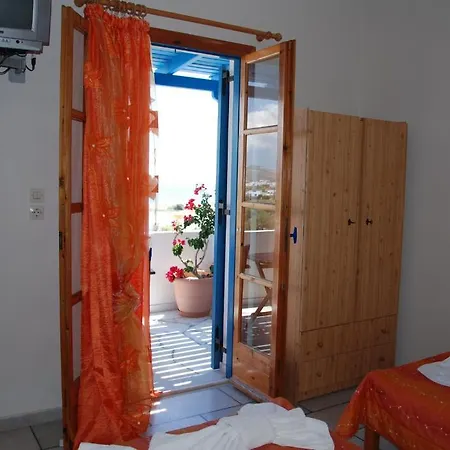 Koulas - Red Ξενοδοχείο με διαμερίσματα Άγιος Προκόπιος