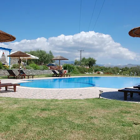 Ξενοδοχείο με διαμερίσματα Koulas - Red