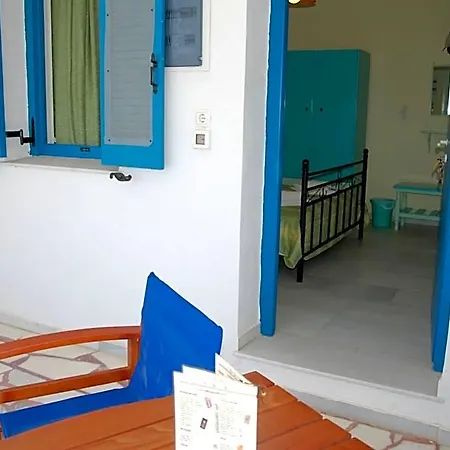 Koulas - Red Aparthotel
